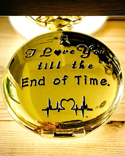 Guldfarvet lommeur i retrostil med mulighed for gravering