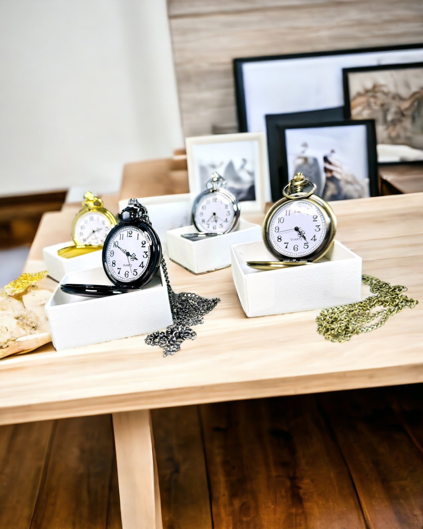 Vintage lommeur med mulighed for personalisering - børstet guld