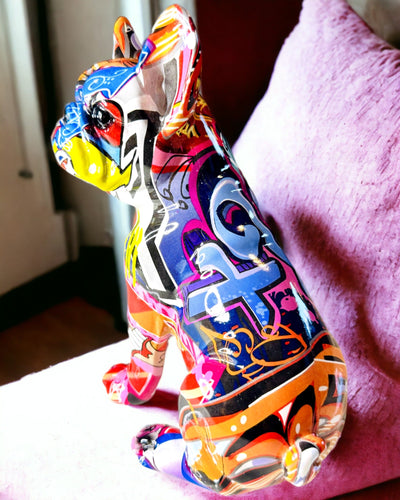 Håndlavet Fransk Bulldog Figur i Street Art Stil med Mulighed for Gravering