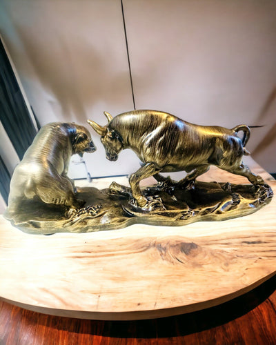 Skulptur "To rivaler" - Tyr og Bjørn - Symbolik for Finansmarkedet, Mulighed for Gravering - kobberfarvet