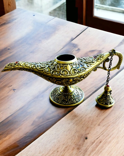 Magisk Aladdins Lampe med Gravering - Variant Skåret Guld