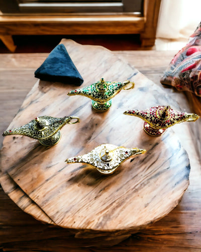 Magisk Aladdins Lampe med Gravering - Variant Mørkegrøn, flettet med guld