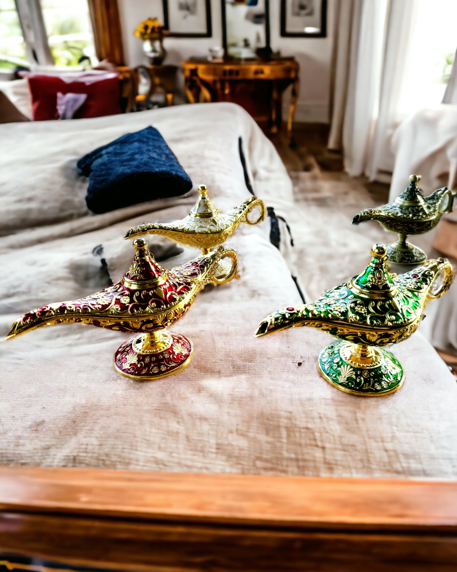 Magisk Aladdins Lampe med Gravering - Bordeaux Variant, flettet med guld