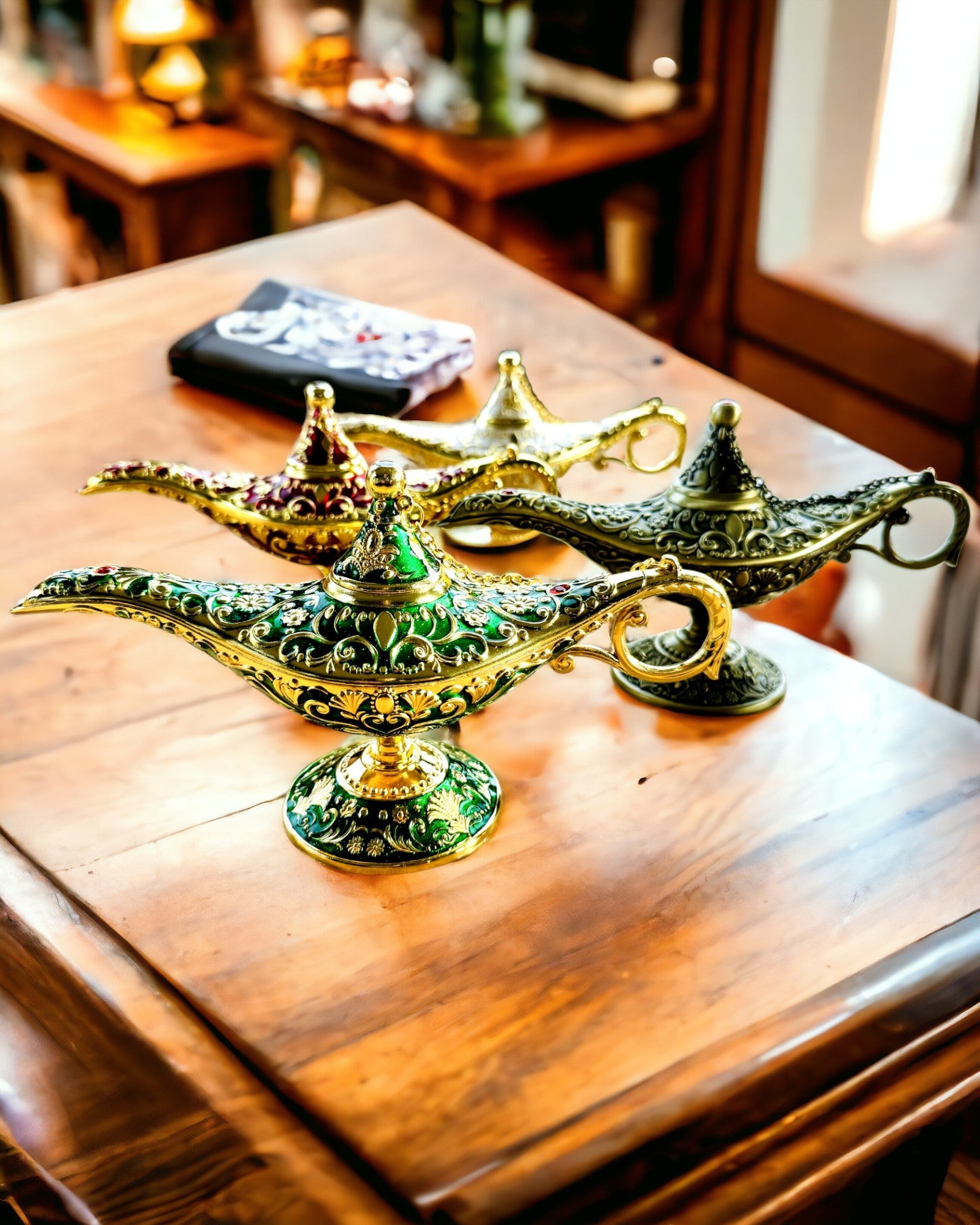 Magisk Aladdins Lampe med Gravering - Bordeaux Variant, flettet med guld