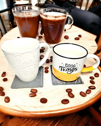 Underlag til kaffe, te af naturlig sten med personlig gravering – Firkant, cirkel, sekskant, 10 cm