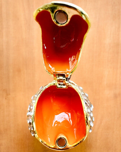 Farverig Spurv med Gravering - En Charmerende Skattekiste