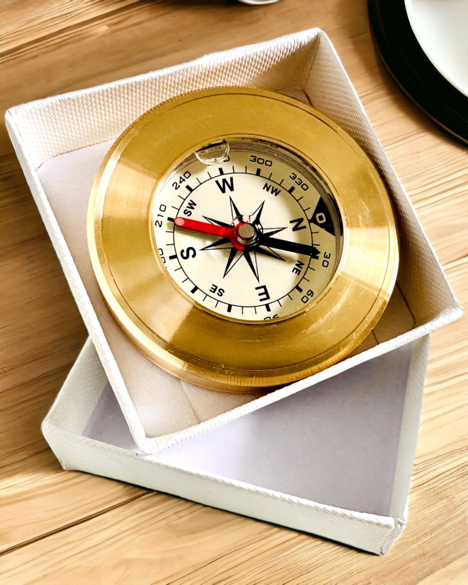 Navigationskompas med mulighed for gravering, Messing, Klassisk design – 5 cm