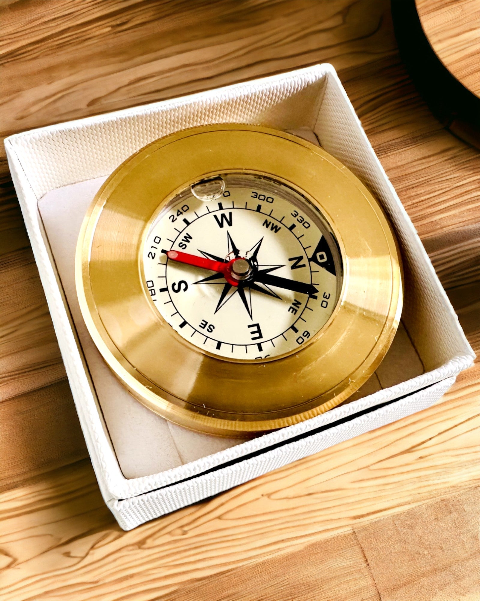 Navigationskompas med mulighed for gravering, Messing, Klassisk design – 5 cm