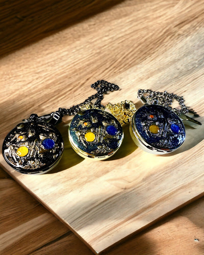 Lommeur "Astrum Temporis" - Guld ramme. Mulighed for personlig gravering.