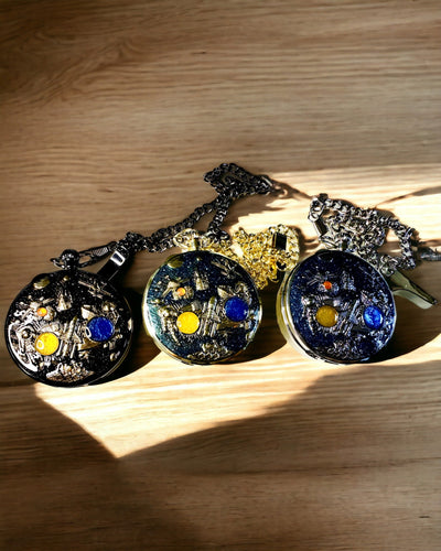 Lommeur "Astrum Temporis" - Guld ramme. Mulighed for personlig gravering.