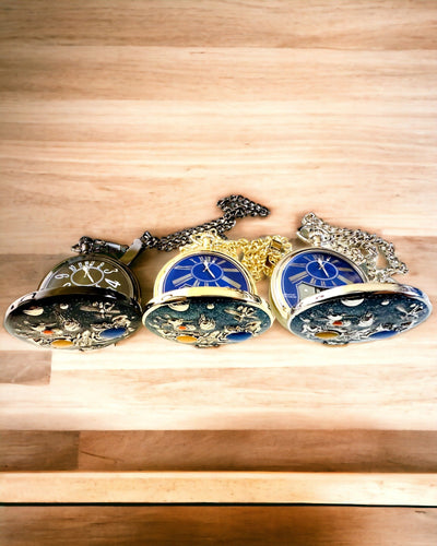 Lommeur "Astrum Temporis" - Sort ramme. Mulighed for personlig gravering