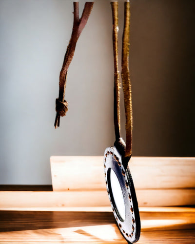 Indisk Artefakt Lup, læder, håndlavet - mulighed for personalisering med gravering