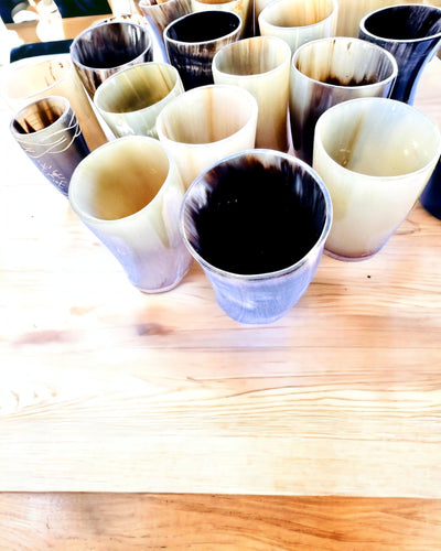 Håndlavet Lille Krus med Mulighed for Gravering, indisk Glas Krus, mulighed for personalisering som gave, gravering. Lys farve