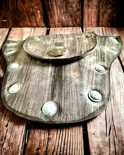 Skovgnomens Skjulte Pung - Håndlavet Lille Læderpung