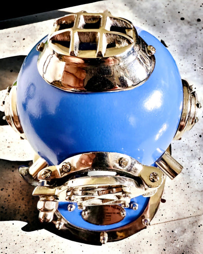 Dybdeopdagerens Hjelm - Samlerudgave med Mulighed for Gravering, 35 cm, gave til brandmand eller dykker