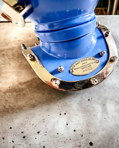 Dybdeopdagerens Hjelm - Samlerudgave med Mulighed for Gravering, 35 cm, gave til brandmand eller dykker