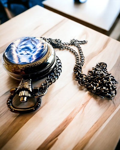 Lommeur "Stjernekatt" med Gravering, 2 farvevarianter at vælge imellem