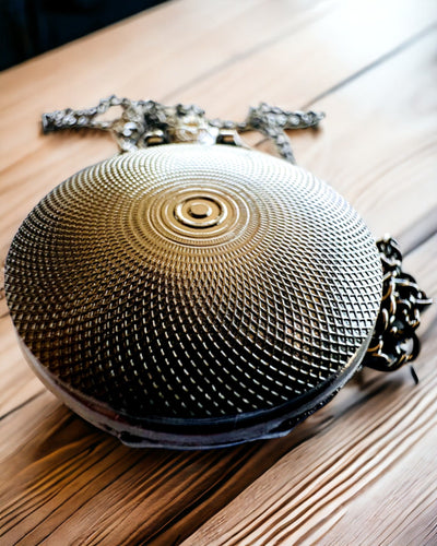 Lommeur "Stjernekatt" med Gravering, 2 farvevarianter at vælge imellem