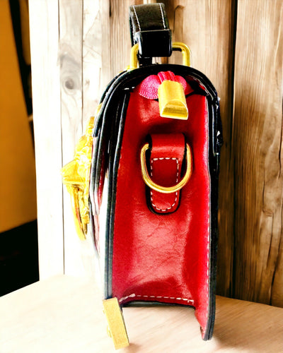 "Królewski Ryk" Firkantet Skuldertaske med Løvehoved