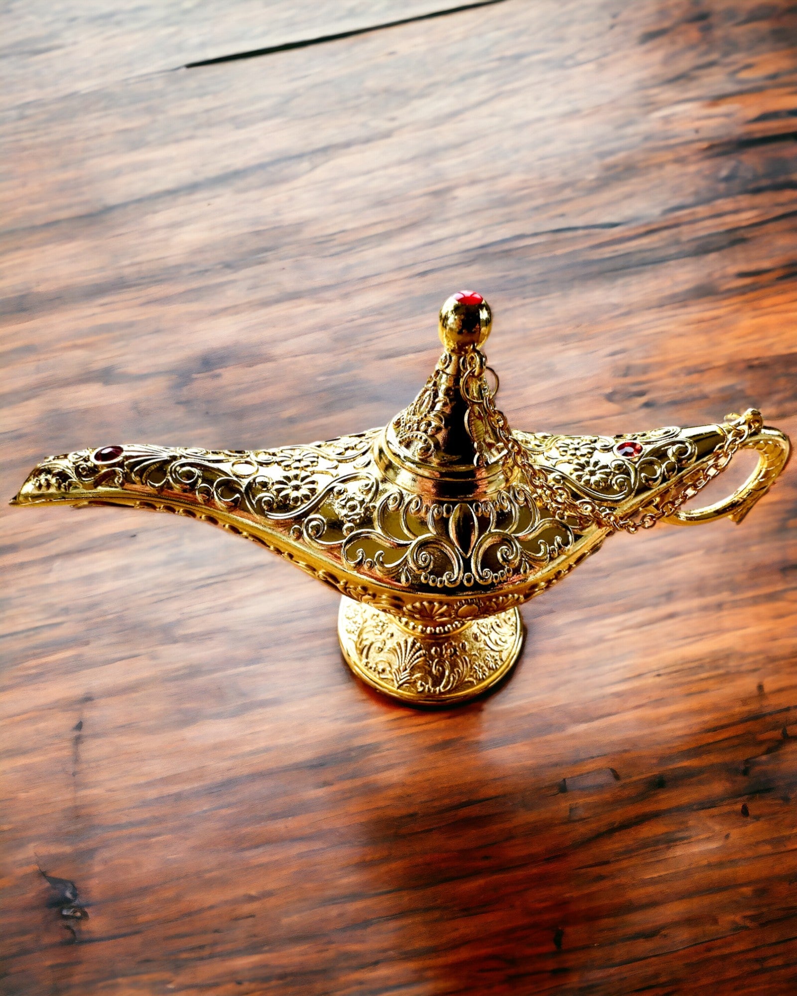Magisk Aladdins Lampe med Gravering - Klassisk Guldvariant, flettet