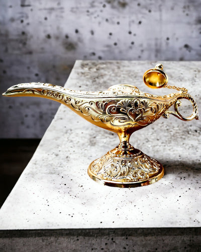 Magisk Aladdins Lampe med Gravering - Klassisk Guldvariant, flettet