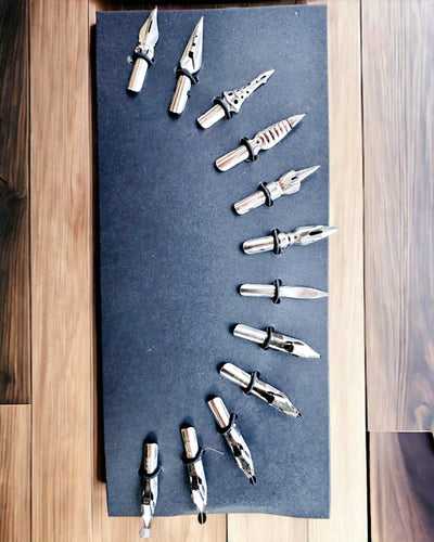 Eksklusivt Kalligrafisæt, dyppefyldepen og blæksæt, personliggørelse med gravering