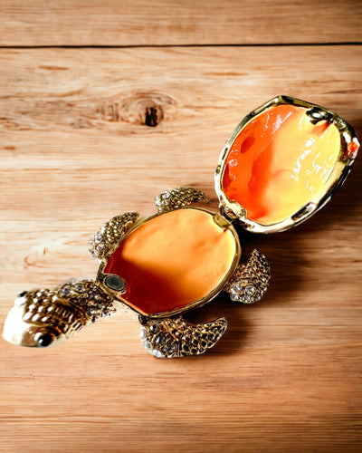 Skrin "Skildpaddefamilien" - farve orange, personliggørelse med gravering