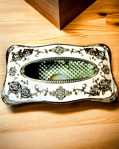 Æske til Servietter med Præget Rosenmønster - Elegant Tilbehør til Interiør, hvid