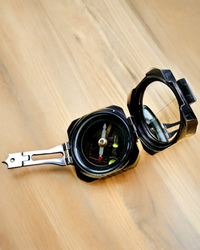 Solid, premium kaptajnskompas "Navigator" - med mulighed for personlig gravering