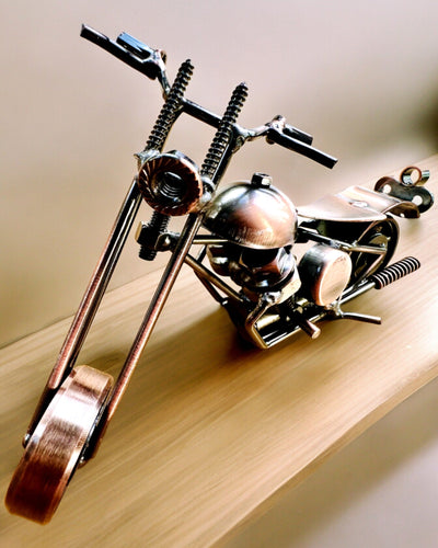 Håndlavet motorcykelmodel af jern, Chopper, personalisering, gravering til gave