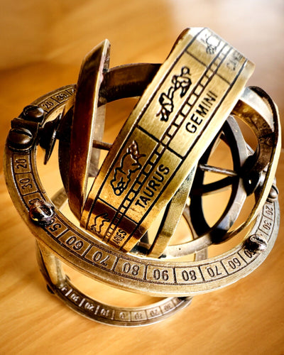 Astronomisk Ur "Kosmisk Harmoni" - mulighed for personliggørelse med gravering