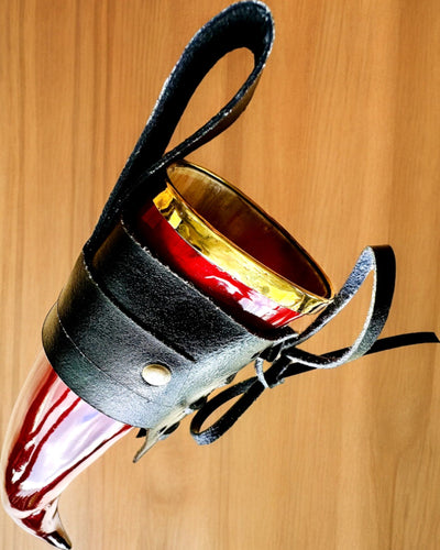 Krigers hornkrus - Rød - med mulighed for personlig gravering