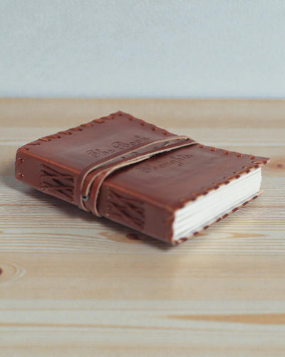 Liber Mentis – Lædernotesbog, tankebog med omviklingsrem