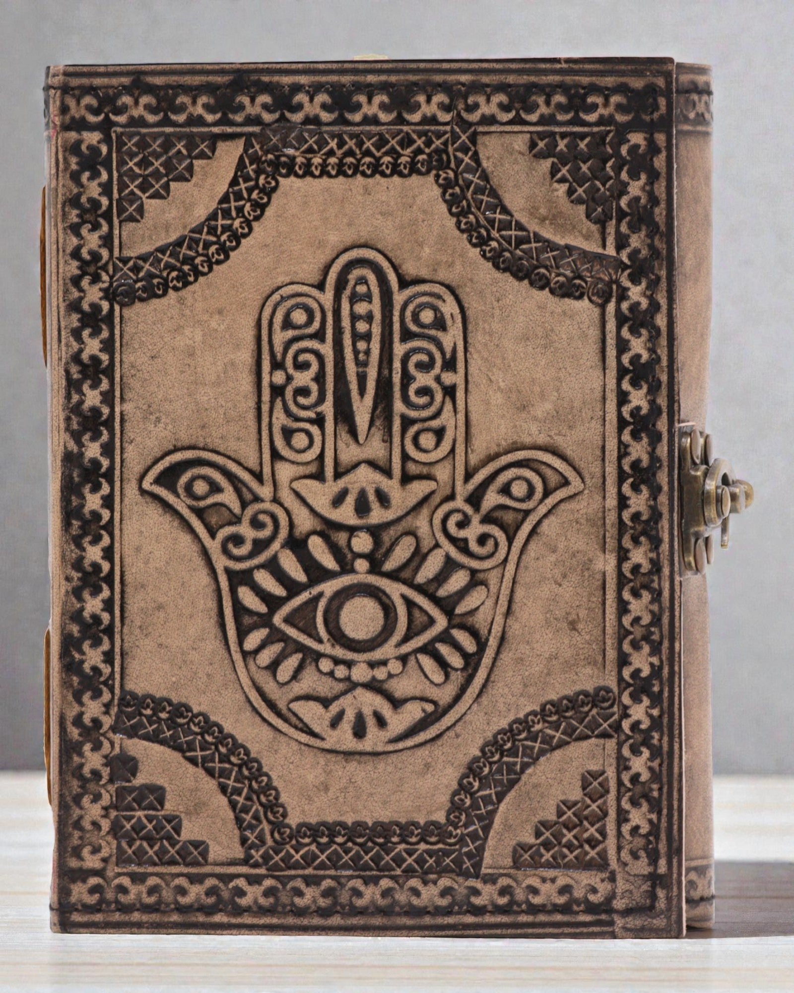 Noteshæfte i læder Hamsa Vogter – esoterisk dagbog 17,5 × 12,5 cm