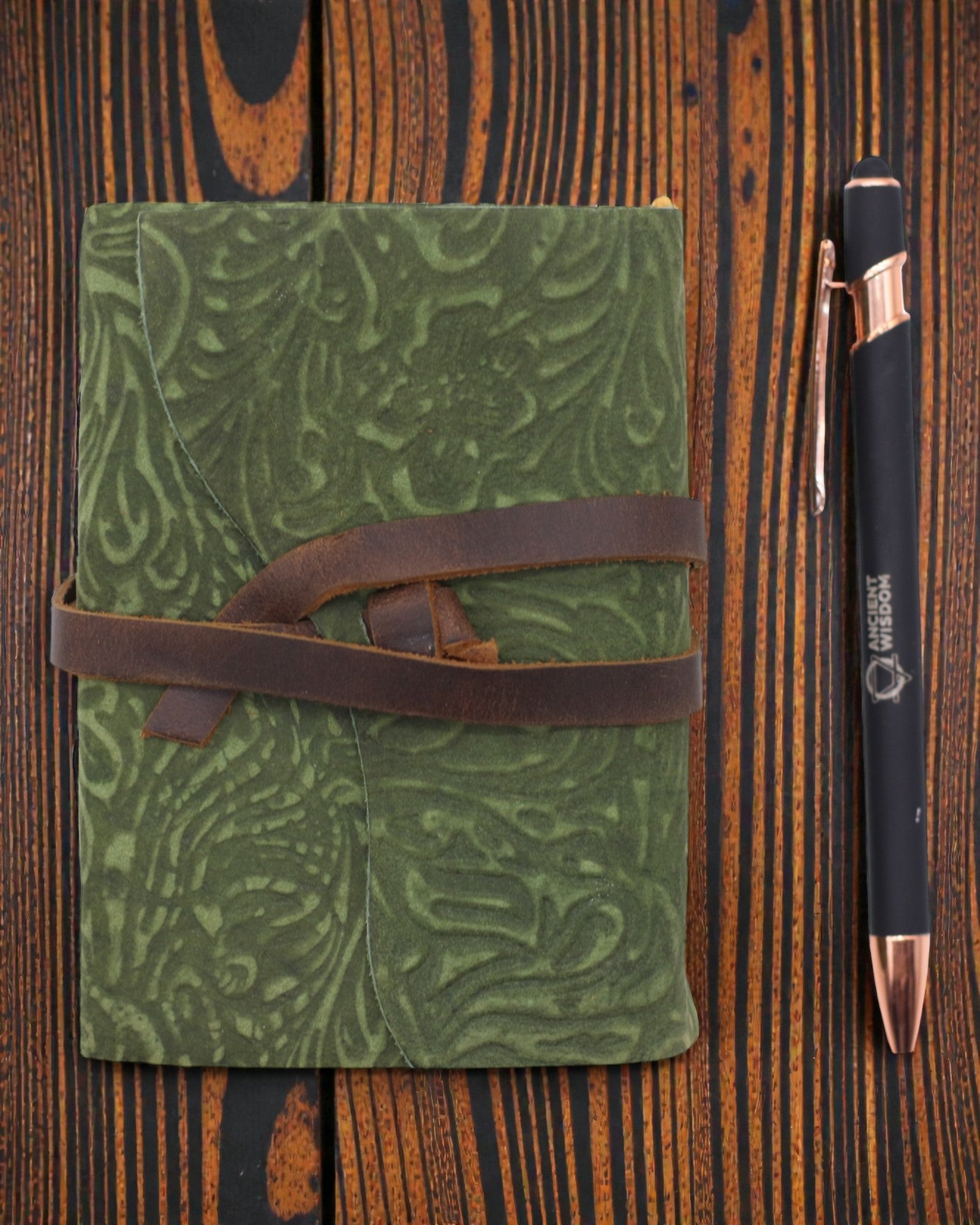 Green Maze Vintage – lædernotatbog med kunstigt ældede ark 12,7 × 8,9 cm