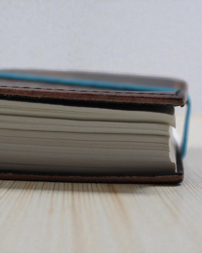 Chakra-strøm – Lædernotesbog: Mine chakraer er fuldstændig på linje