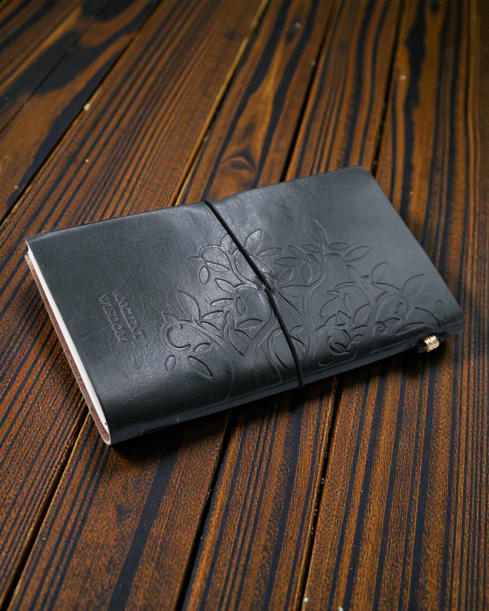 Håndlavet lædernotatbog Grøn visdom – Livets træ (80 sider)