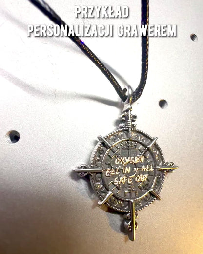 Amulet "Wojownik Północy" - Vikingekompas, mulighed for personlig gravering som gave, 2 varianter at vælge imellem