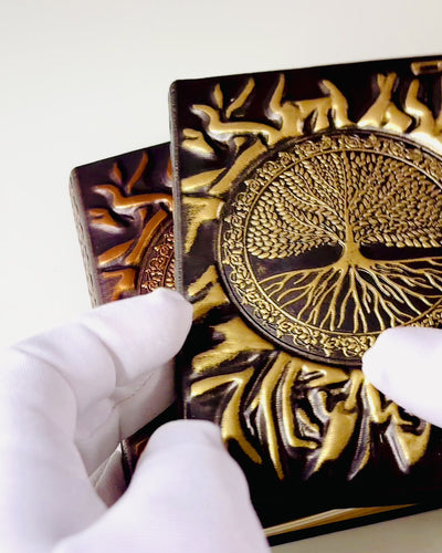 Vintage Dagbog "Livets Træ" A6 - Elegant Præget Omslag af Kunstlæder, 100 Sider