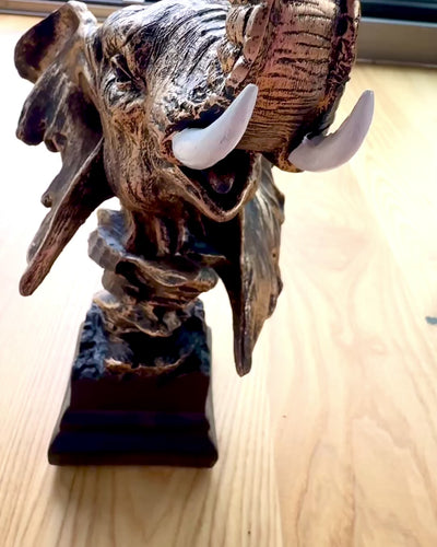 Dekorativ Statuette "Savannens Stolthed" – Elefanthovedfigur med mulighed for gravering, som gave