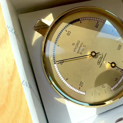 Hygrometer og termometer til hjemmet Fischer 123TMS med mulighed for personlig gravering