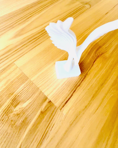 Elegant Englevinge Figur 15 cm høj – "Skræmmende Vogtere", mulighed for personlig gravering som gave, personalisering, 2 farvevarianter