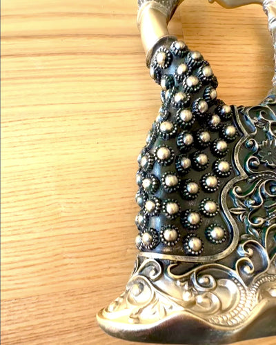 Elegant skulptur "Tancerka Złotego Blasku", 29 cm høj, med mulighed for gravering som gave