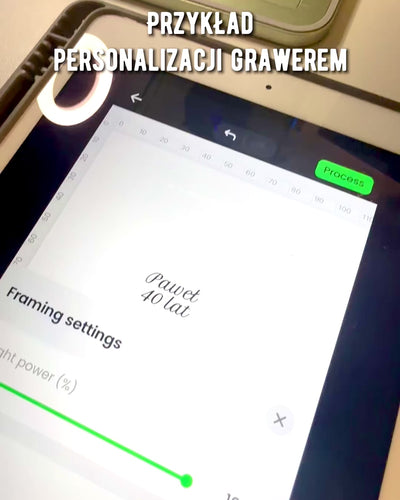 Flaskeåbner Kongekrone - gylden farve, mulighed for personlig gravering