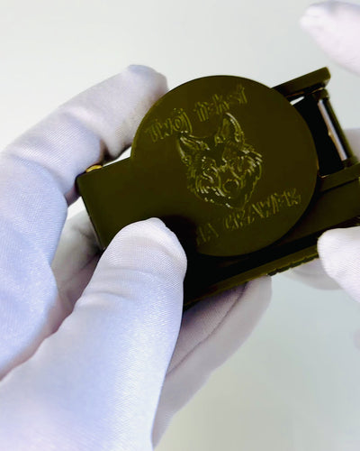 Vandtæt Kompas Navigation med Høj Præcision i Army Grøn – Pålidelig i Orientering, mulighed for gravering