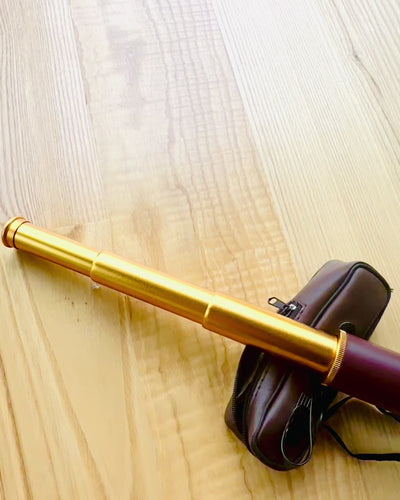 Monokulær Explorer 25x30 - Bærbar, sammenklappelig håndkikkert, mulighed for personlig gravering