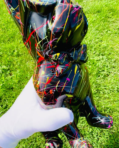 Farverig Kunstnerisk Hund - Håndmalet Fransk Bulldog, personalisering med gravering, ideel som gave