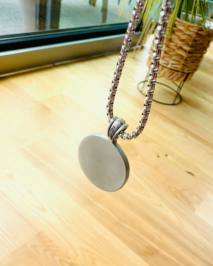 Amulet Livets Træ med Mulighed for Gravering - halskæde "Naturens Vitalitet", personalisering