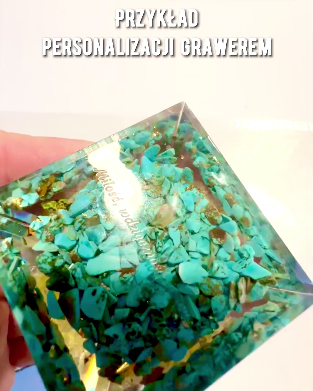 Orgonitpyramide med Citrin og Turkis – Chakra Energigenerator, Reiki Værktøj, Meditation Dekoration