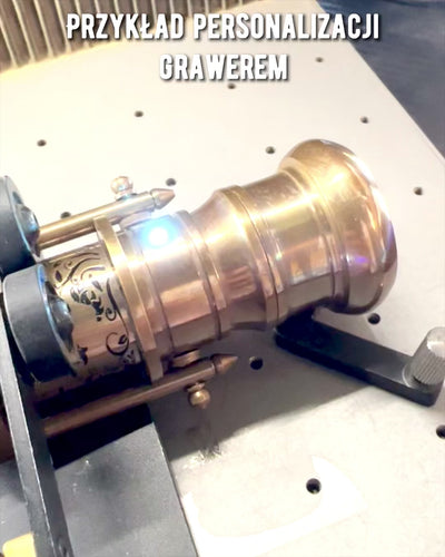 Navigatorstok 2.0 med kompas og skjult kikkert, mulighed for personlig gravering som gave